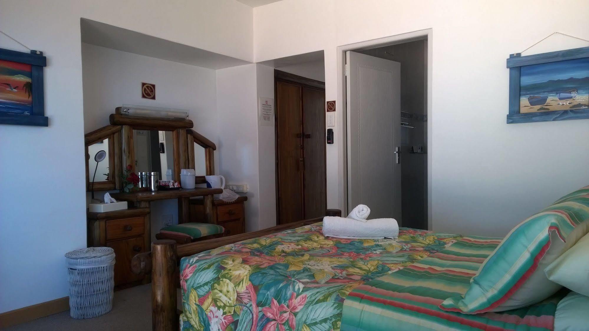 Sea Otters Lodge Kini Bay Eksteriør billede